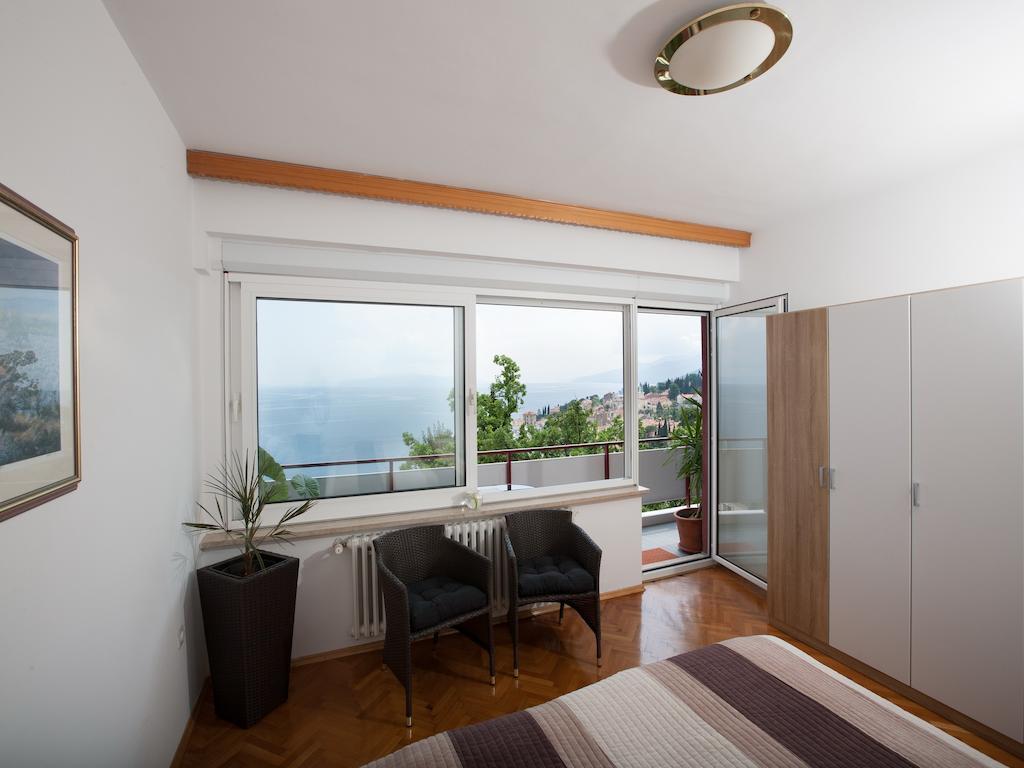 Blue View Apartment Opatija Oda fotoğraf